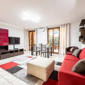 https://once-upon-a-time-cherubini-palace-thematic-apartments.it-tuscanyhotel.com