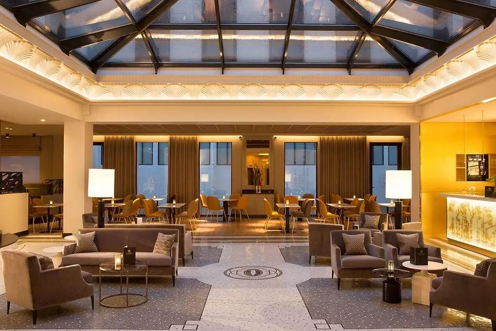 Le Tsuba Hotel Paris 4*,