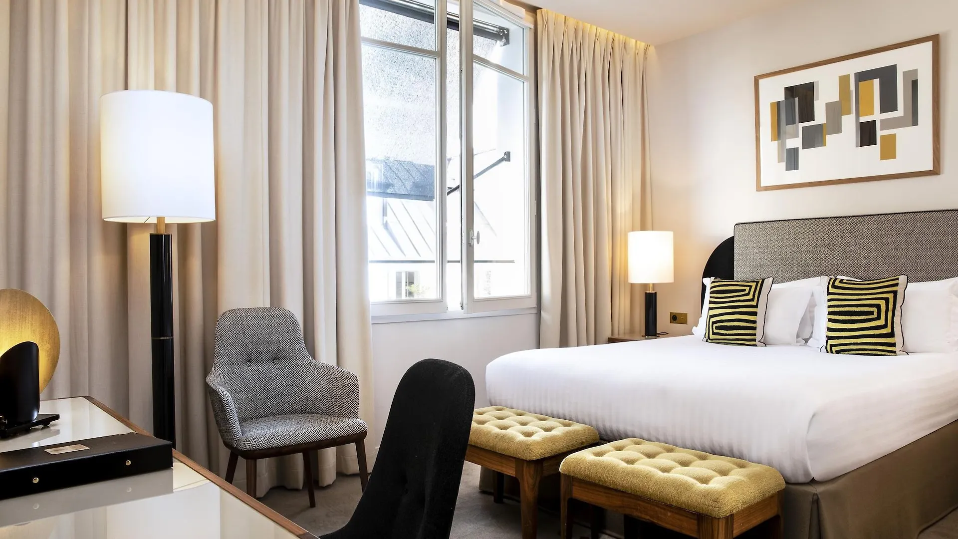 Le Tsuba Hotel París