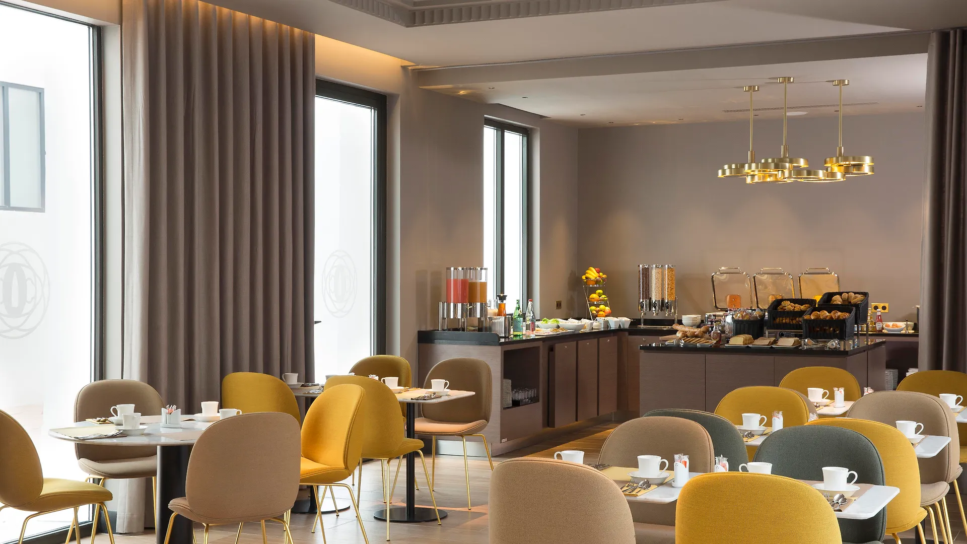 Le Tsuba Hotel París
