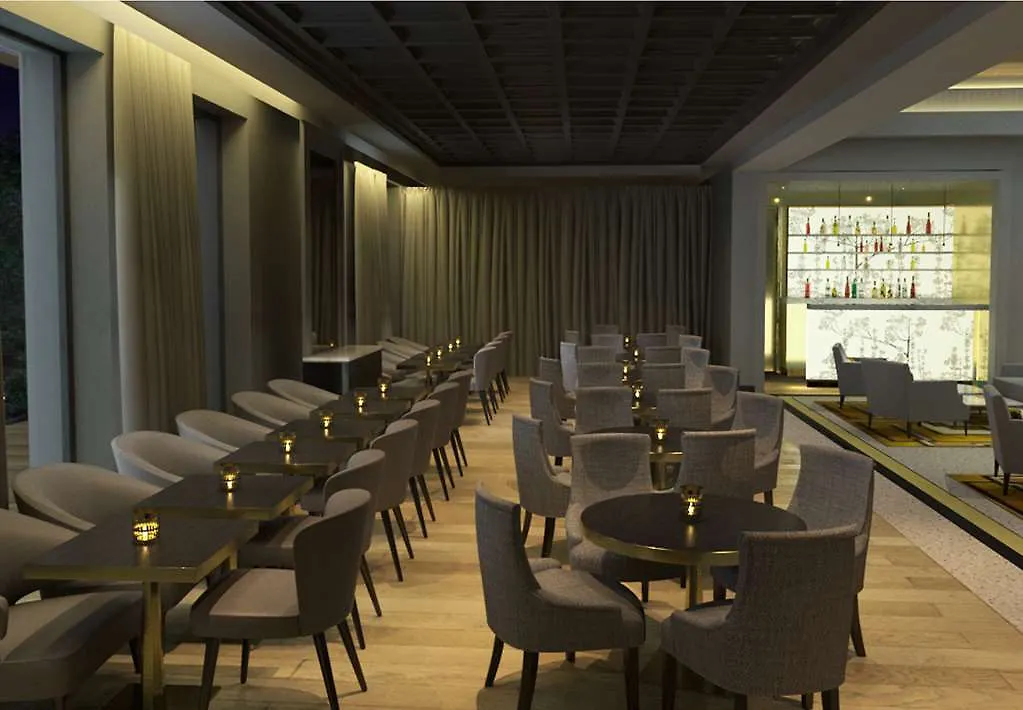 Le Tsuba Hotel París
