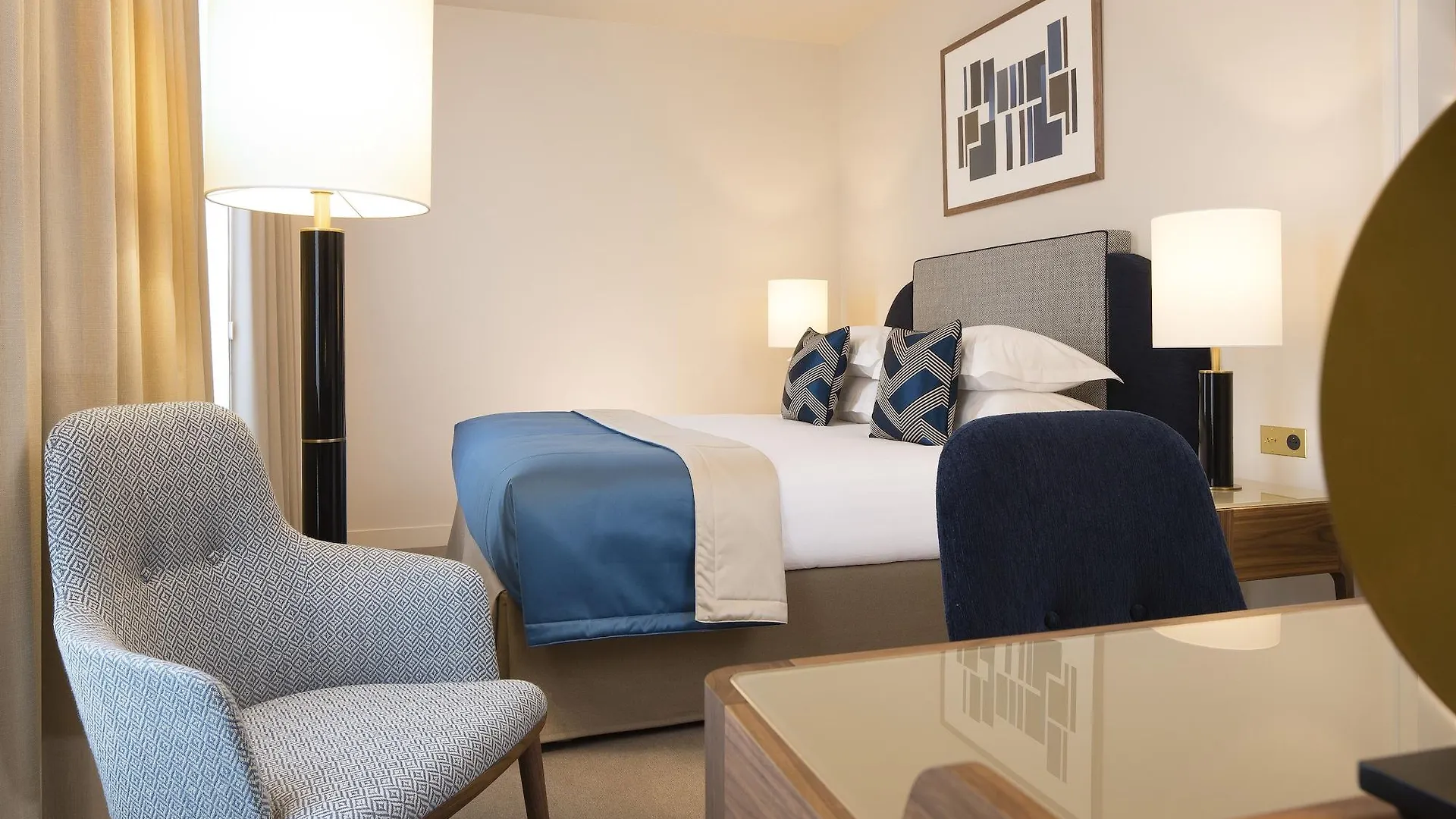 Le Tsuba Hotel Paris 4*,